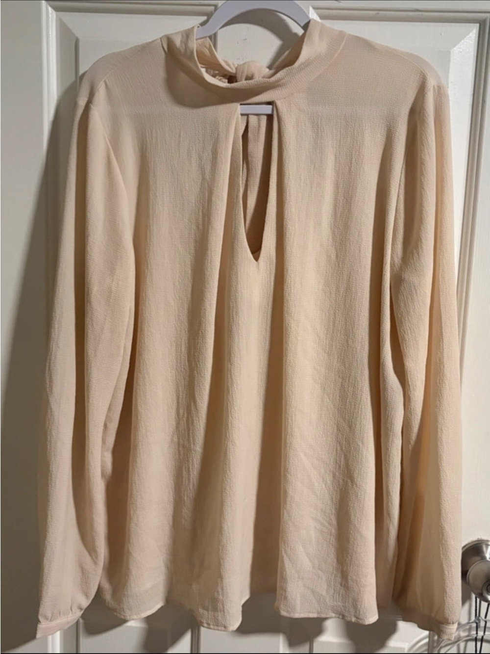 NSR Cream Keyhole Long-Sleeve Blouse